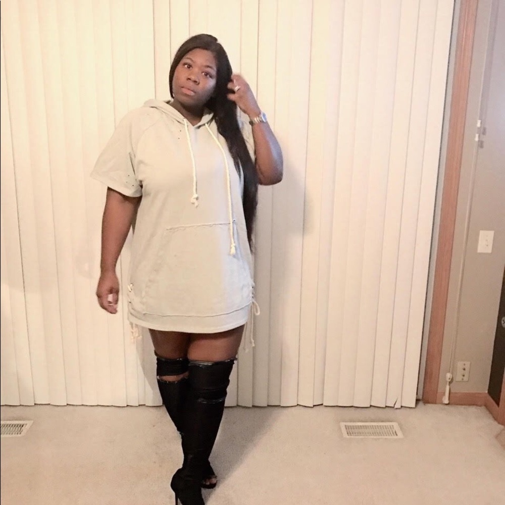 Over-sized hoodie dress - side - Picture 2 of 6